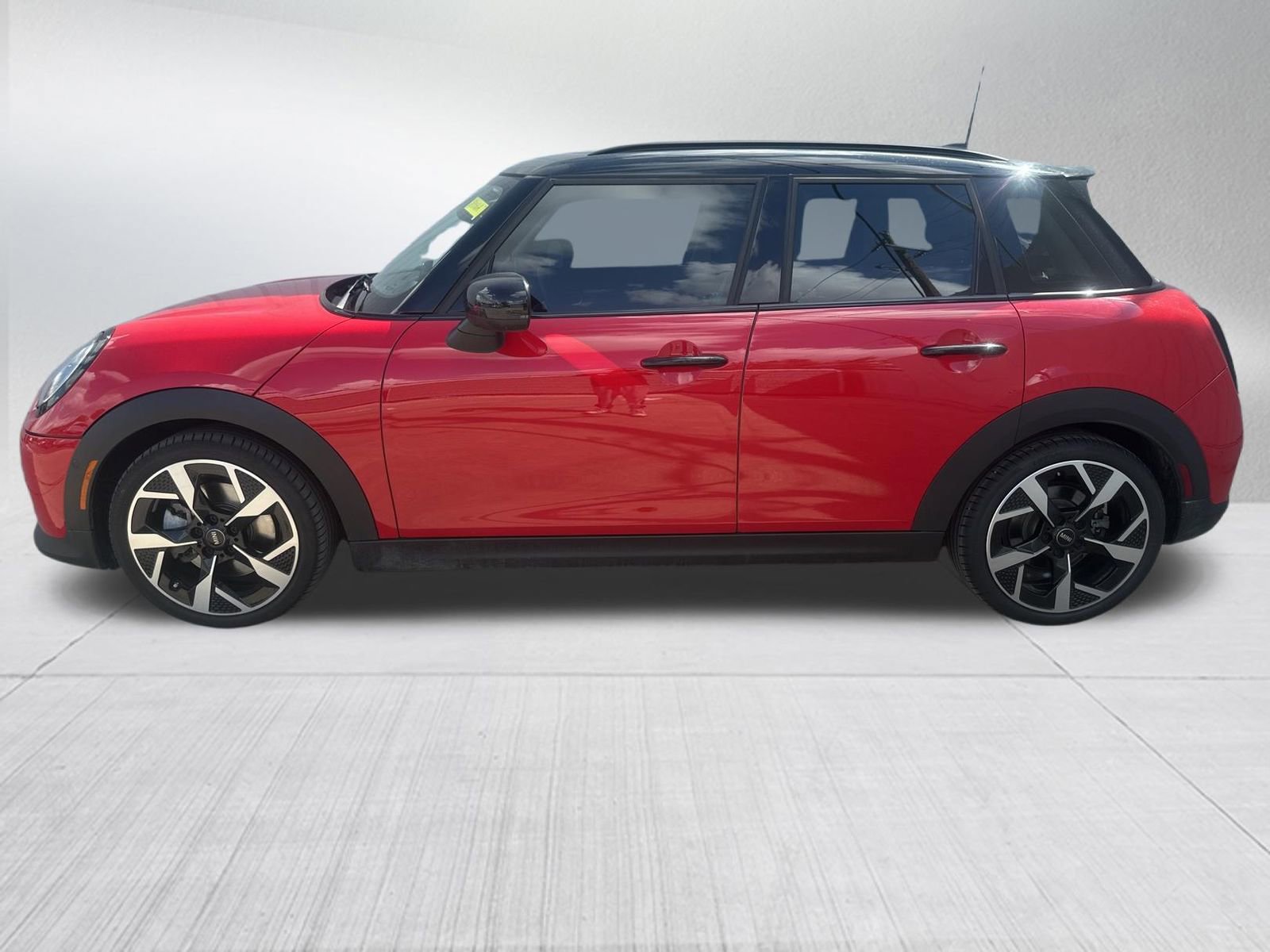 Used 2025 MINI Cooper S FWD image 6
