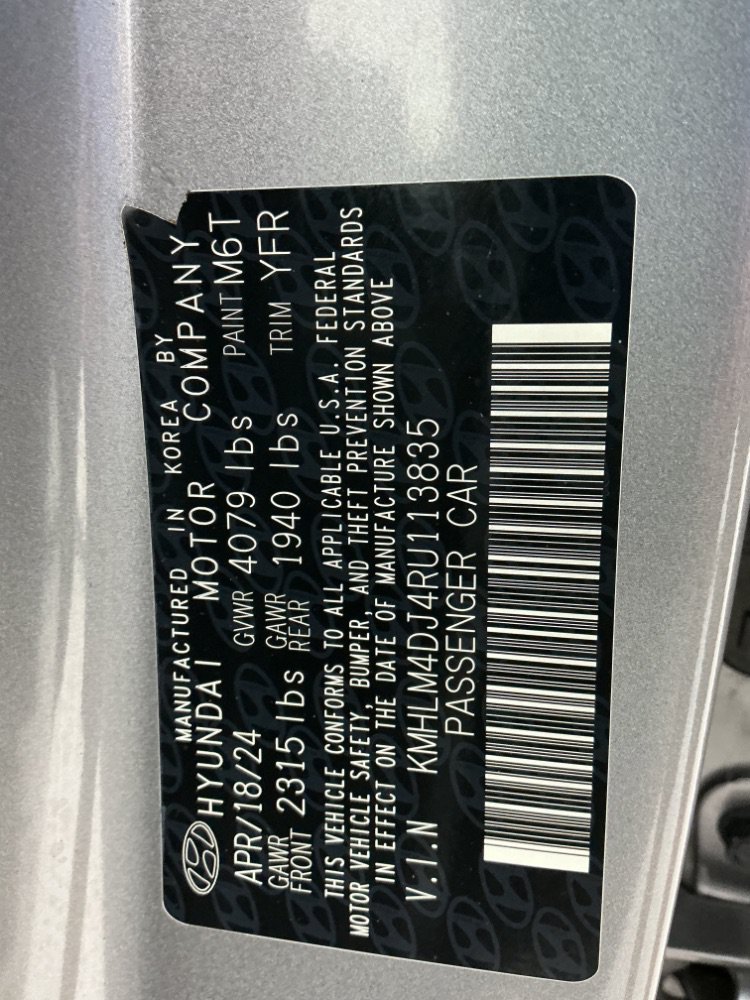 Used 2024 Hyundai Elantra Blue FWD image 46