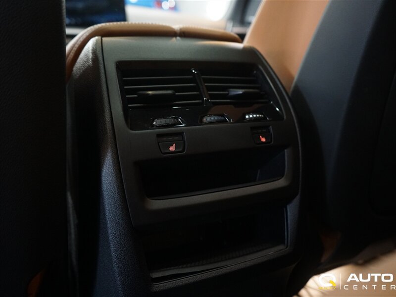 Used 2024 BMW X5 xDrive40i AWD/4WD image 37