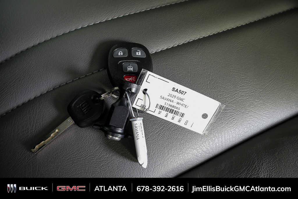 New 2025 GMC Savana 2500 w/ Driver Convenience Package RWD image 19