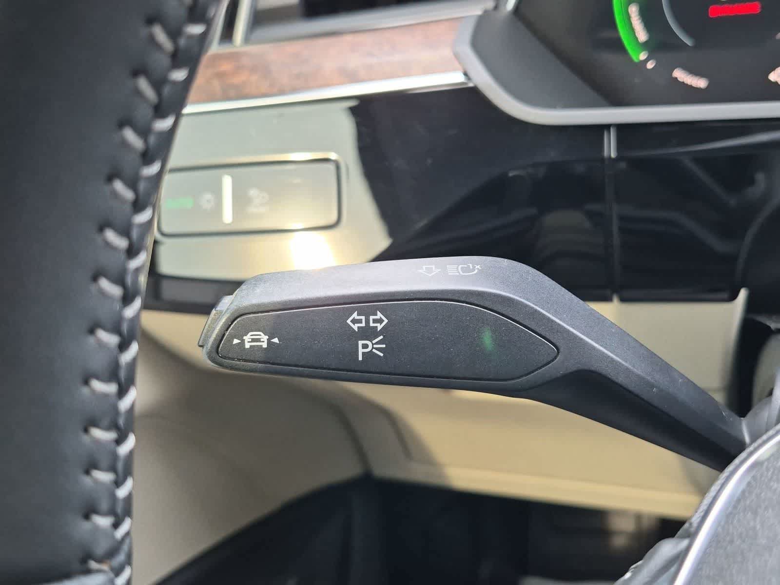 Used 2019 Audi e-tron Premium Plus AWD/4WD image 27