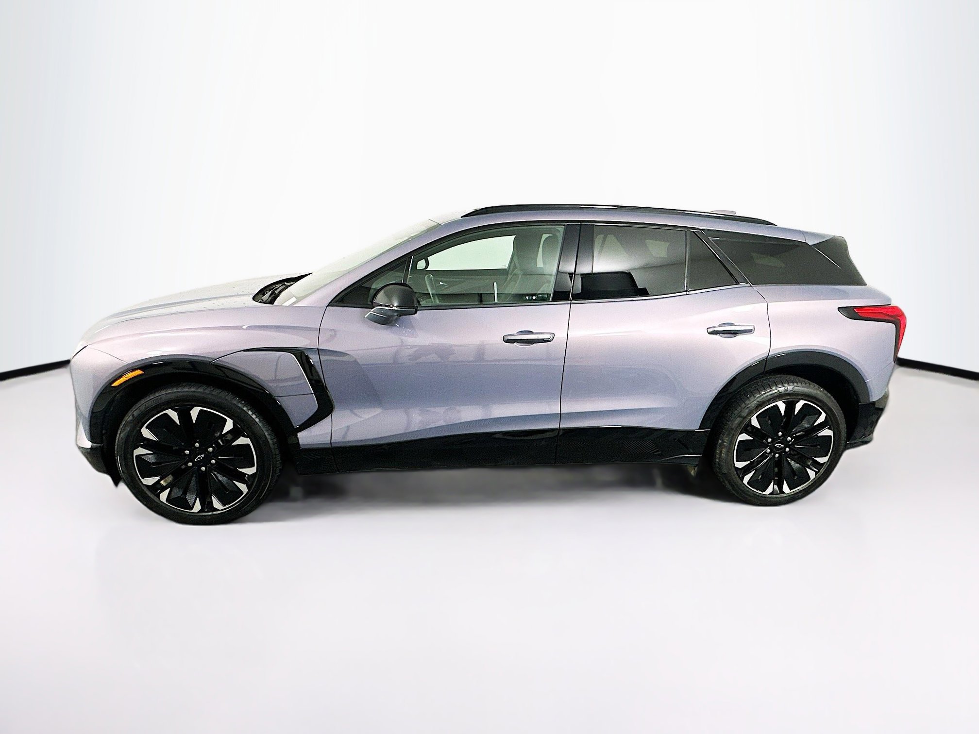 Used 2024 Chevrolet Blazer EV RS RWD image 4