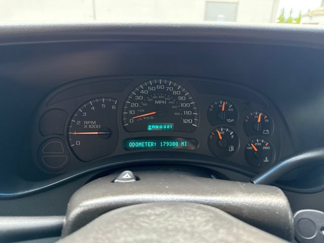 Used 2003 Chevrolet Silverado 1500 LS w/ Suspension Package, Off-Road AWD/4WD image 10