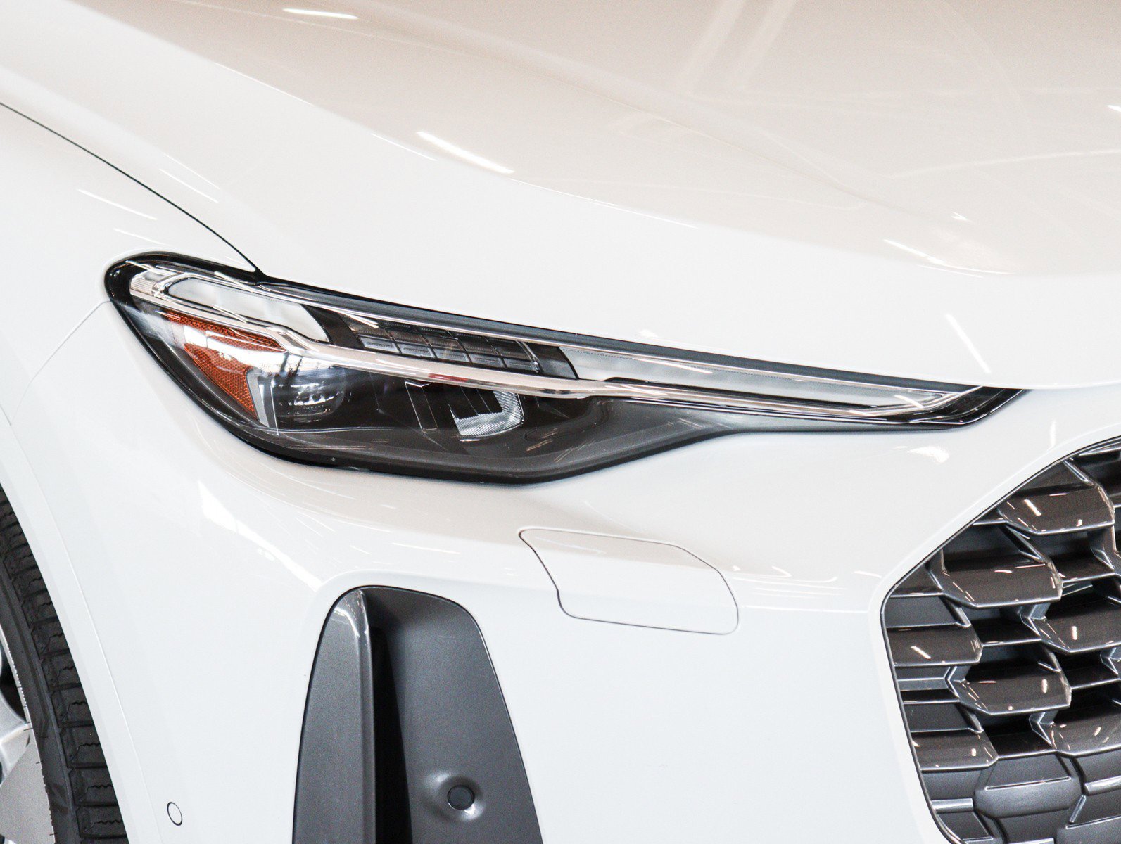 Certified 2025 Audi Q5 Prestige image 31