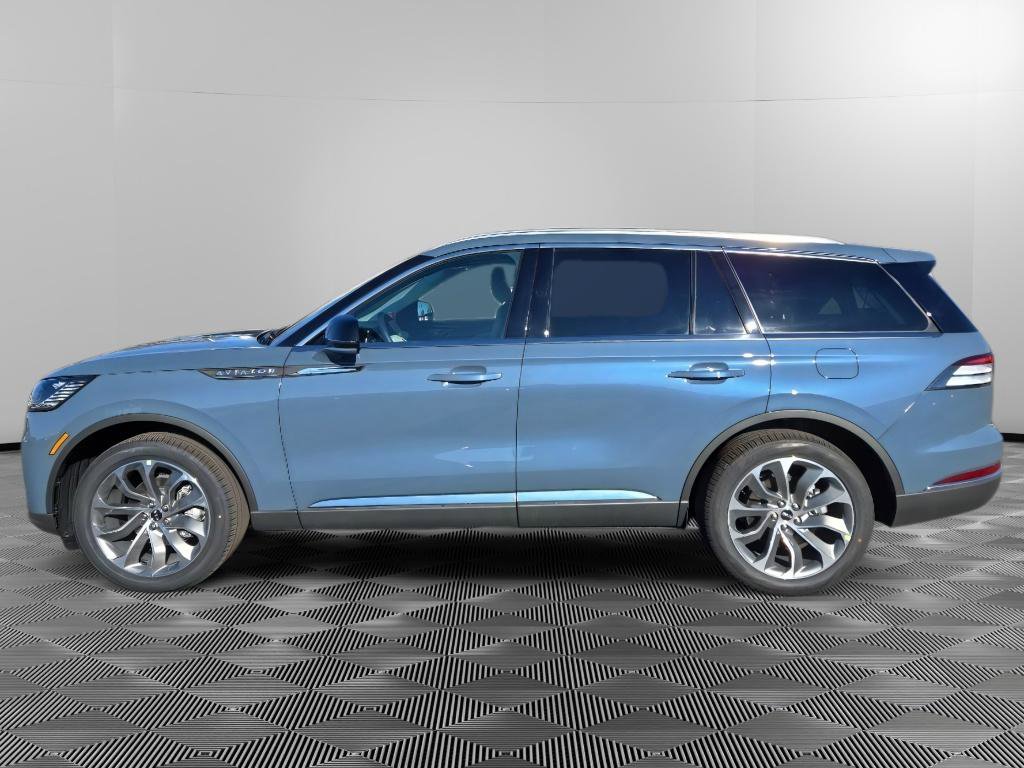 New 2026 Lincoln Aviator AWD image 4