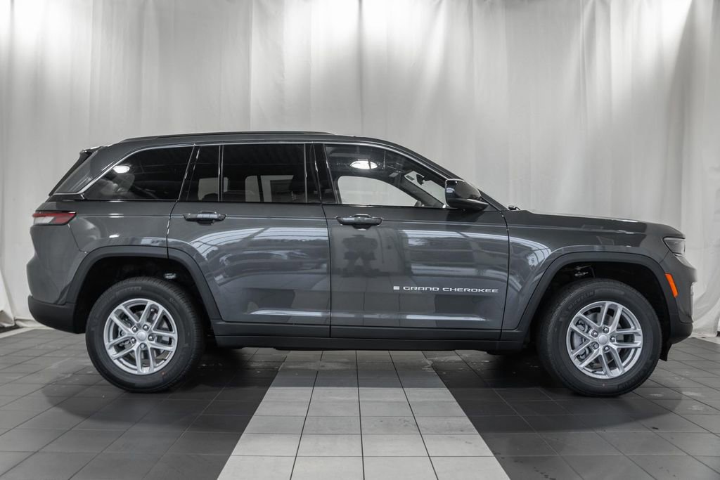 New 2025 Jeep Grand Cherokee Laredo X w/ Trailer Tow Package image 3
