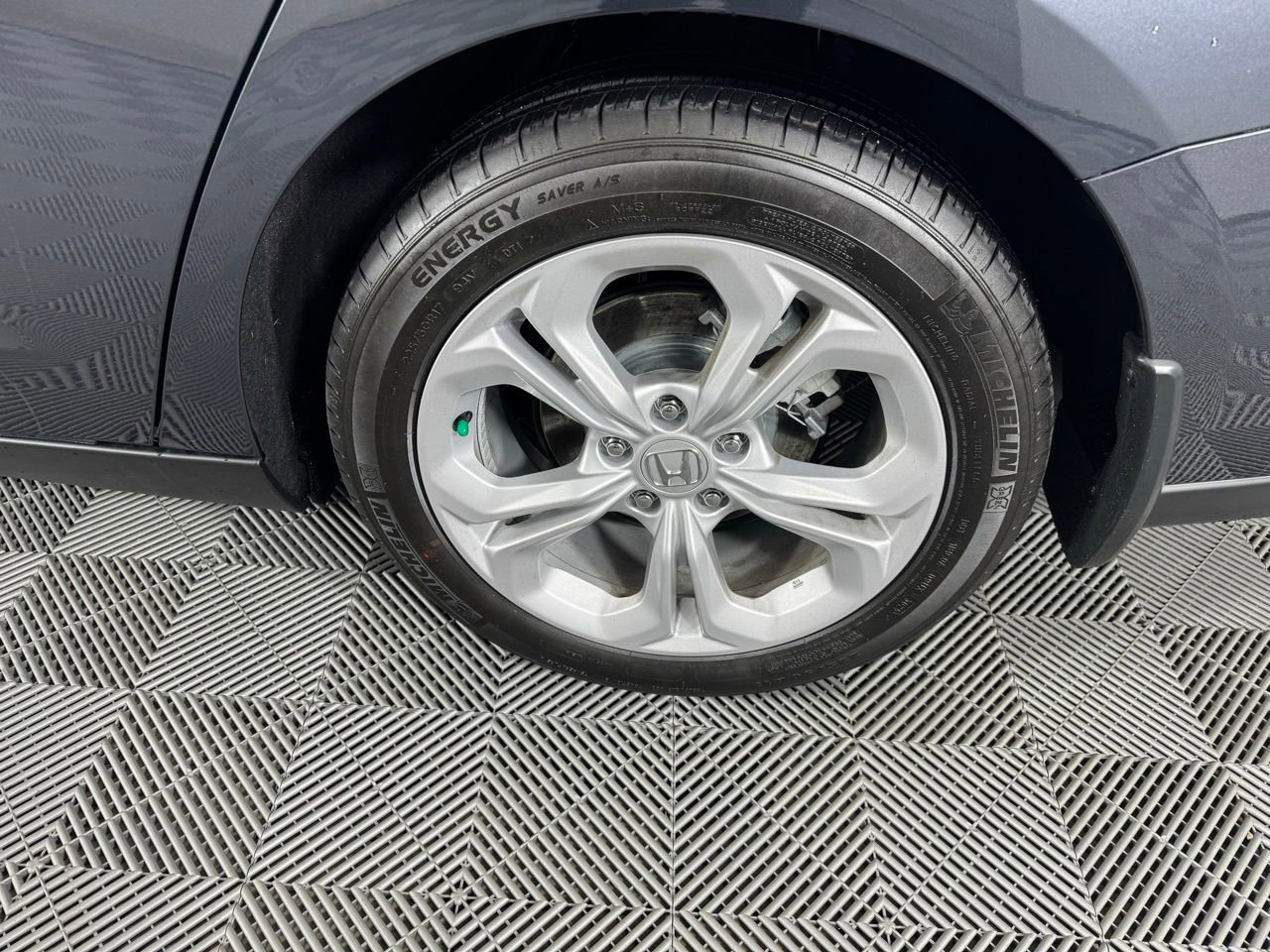 Used 2025 Honda Accord LX image 30