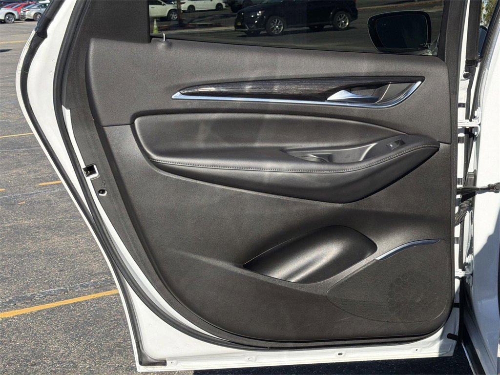 Used 2021 Buick Enclave Avenir w/ Avenir Technology Package image 25