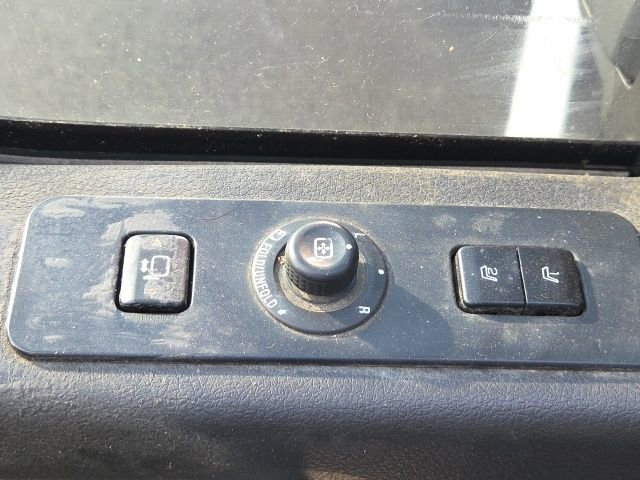 Used 2011 Ford F350 Lariat w/ Lariat Interior Pkg image 18