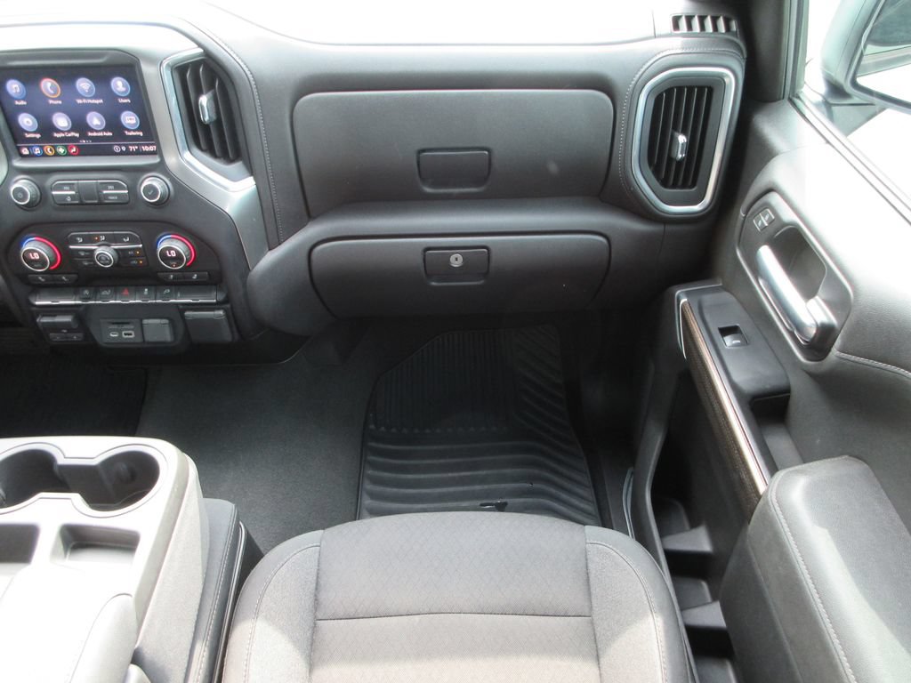 Certified 2021 Chevrolet Silverado 1500 LT w/ Convenience Package II AWD/4WD image 18