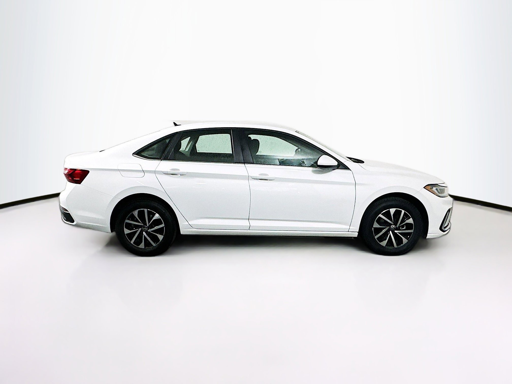 Used 2025 Volkswagen Jetta S image 10