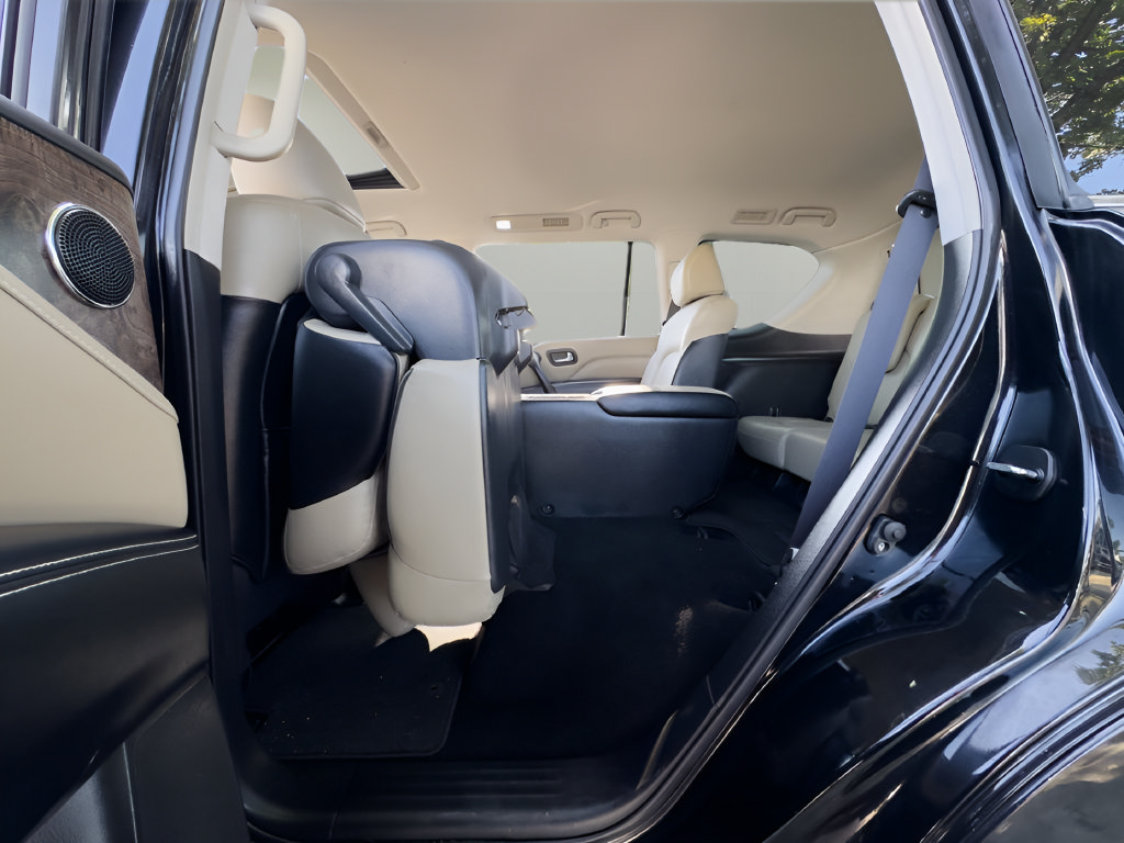 Used 2023 INFINITI QX80 Premium Select w/ Cargo Package RWD image 24