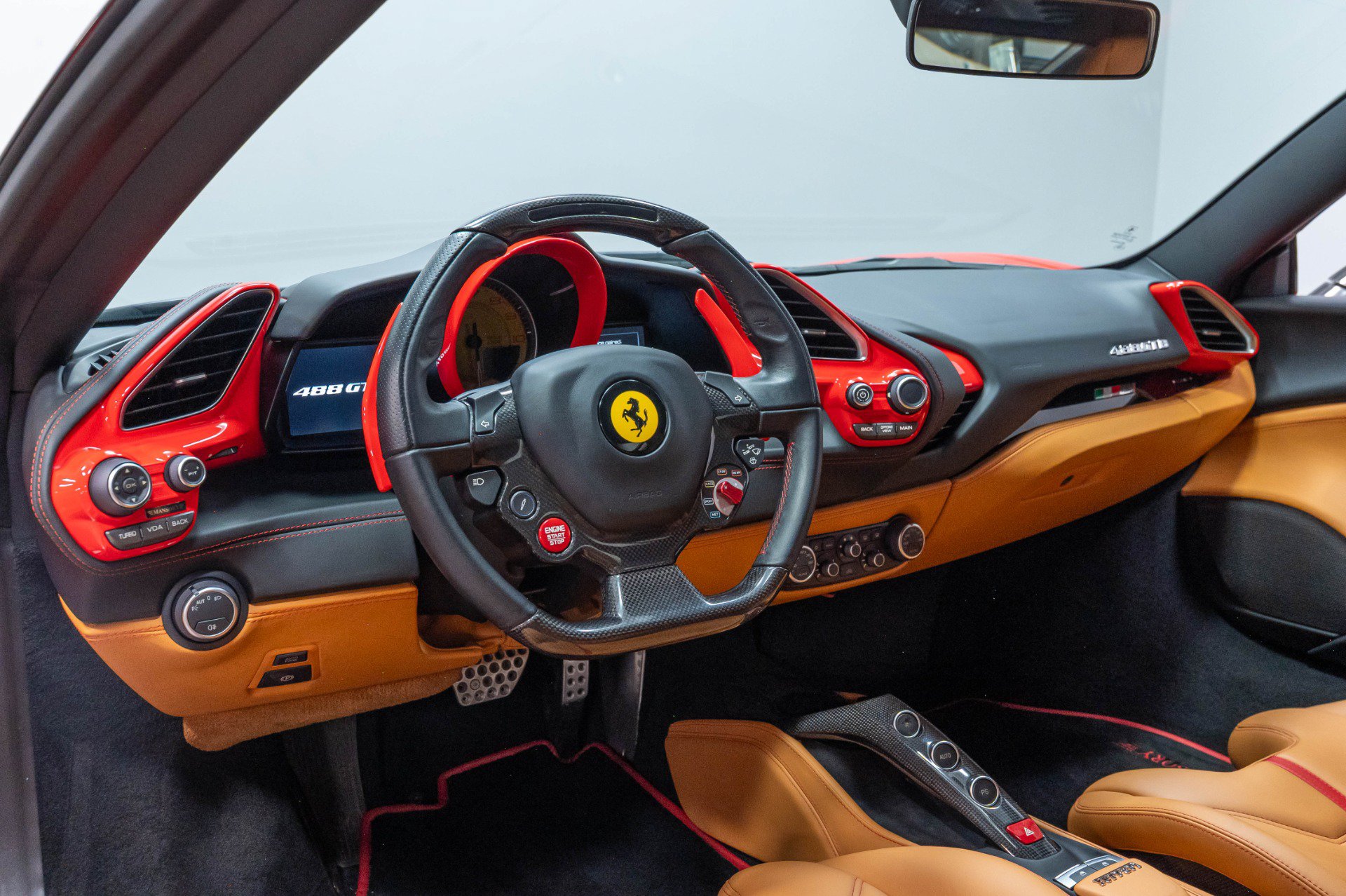 Used 2016 Ferrari 488 GTB RWD image 11