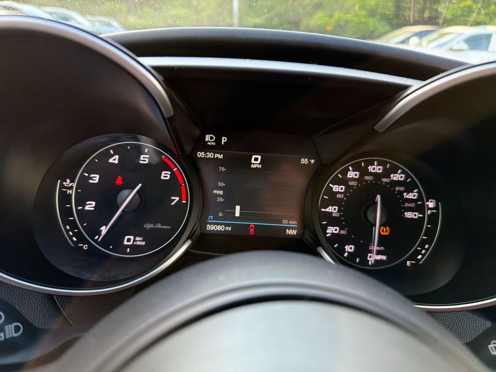 Used 2022 Alfa Romeo Giulia Veloce image 10