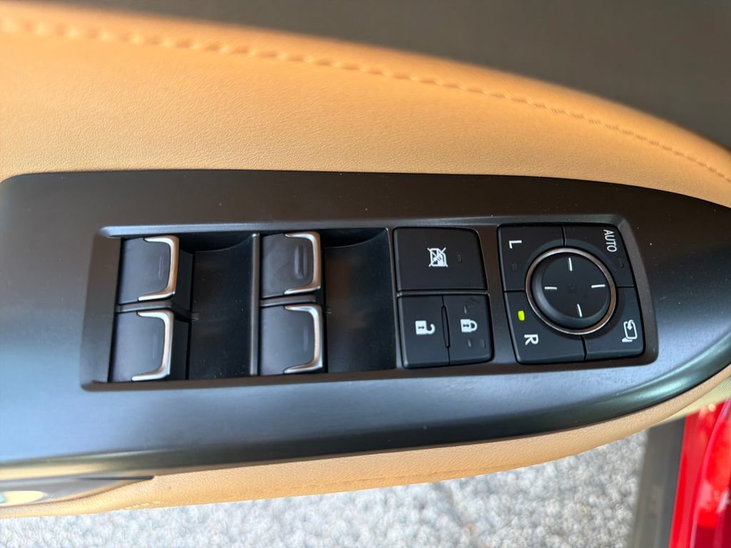 Used 2025 Lexus NX 250 FWD w/ Cold Area Package image 28