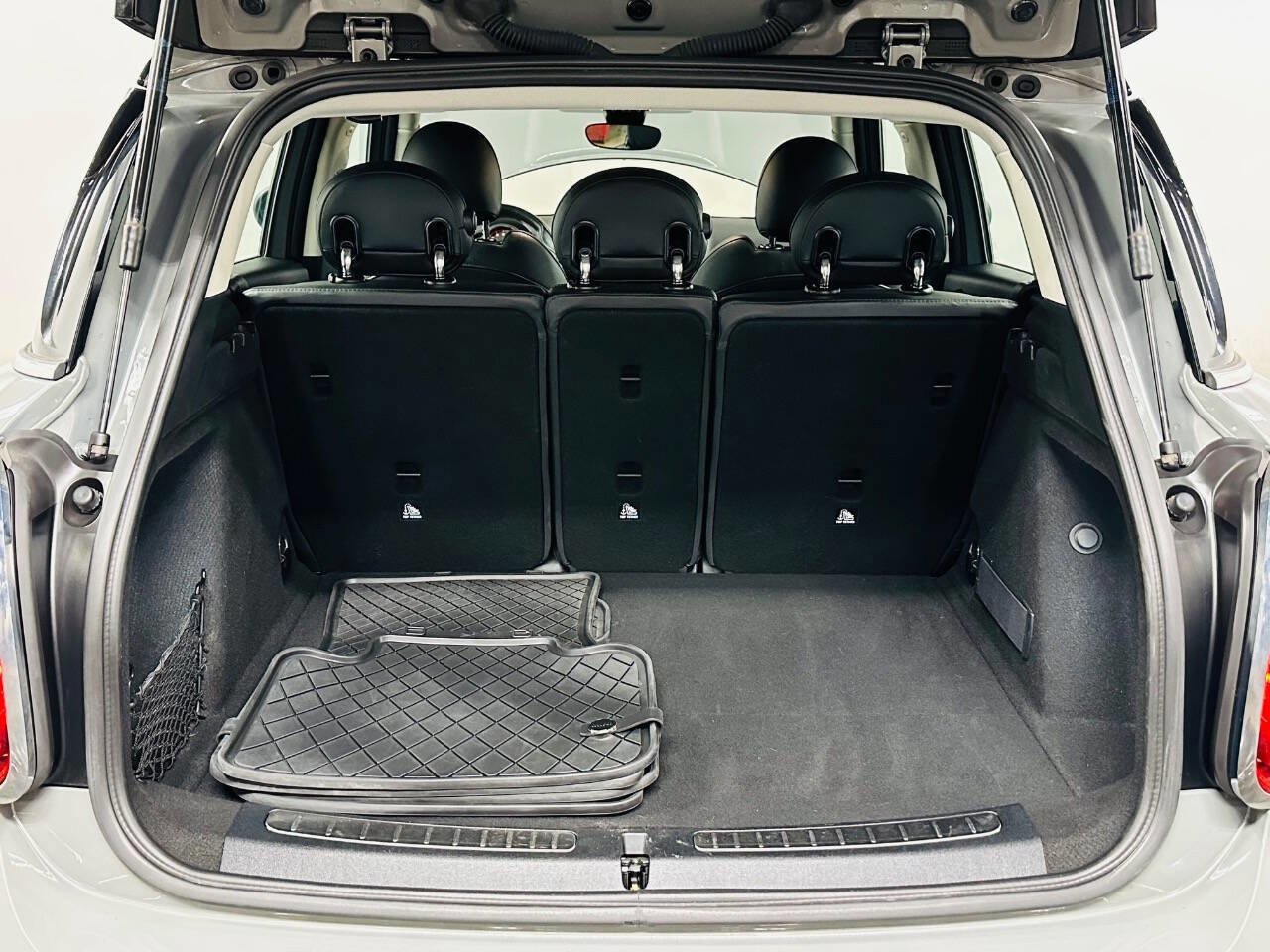 Used 2019 MINI Cooper Countryman S w/ Storage Package image 32