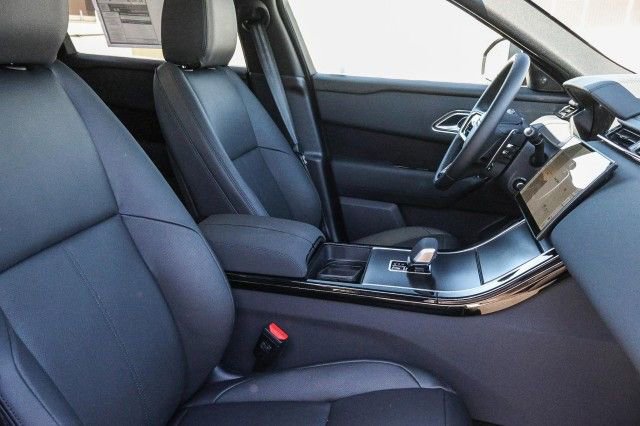 New 2026 Land Rover Range Rover Velar Dynamic SE image 12