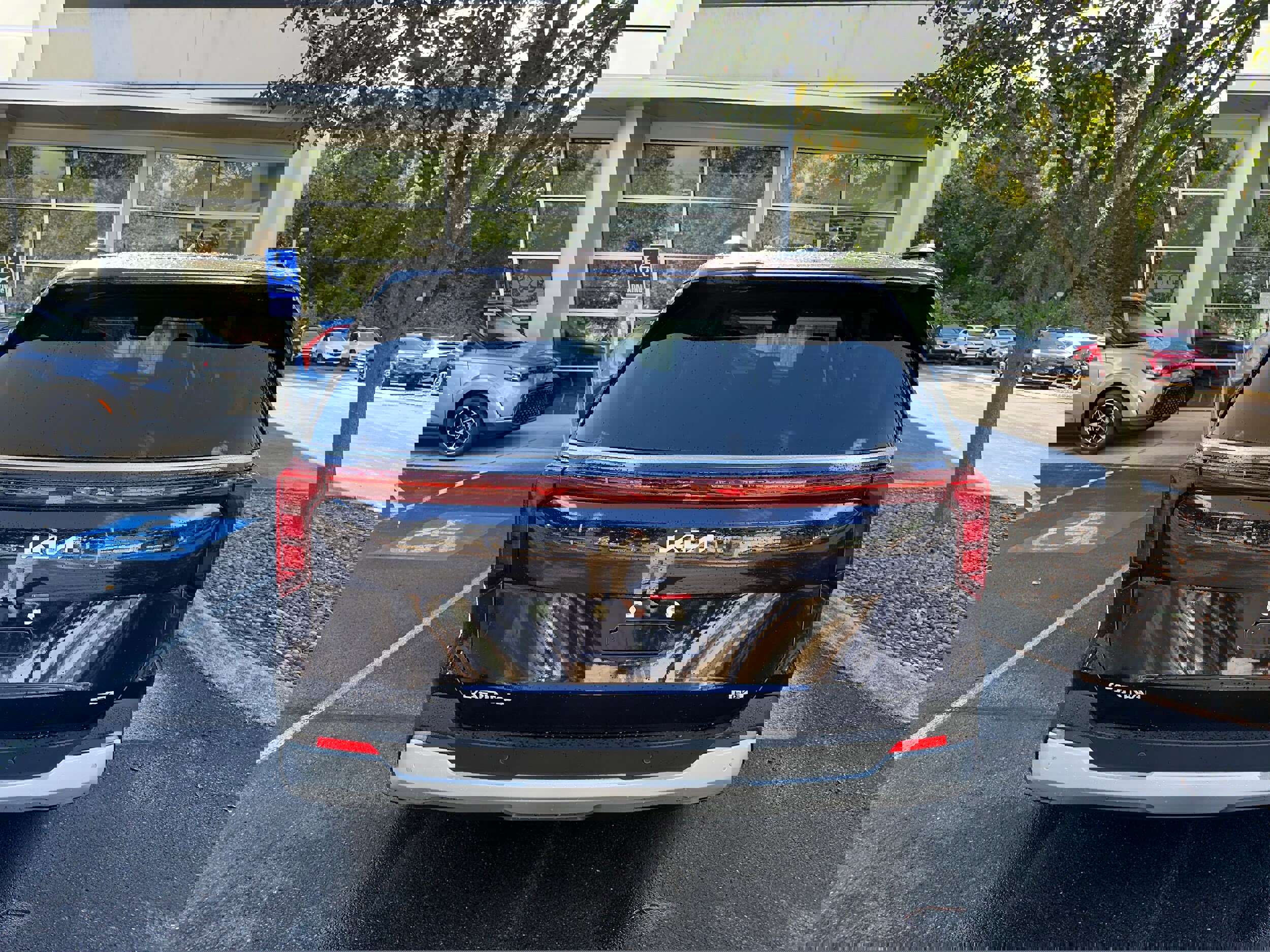 New 2026 Kia Carnival EX image 6