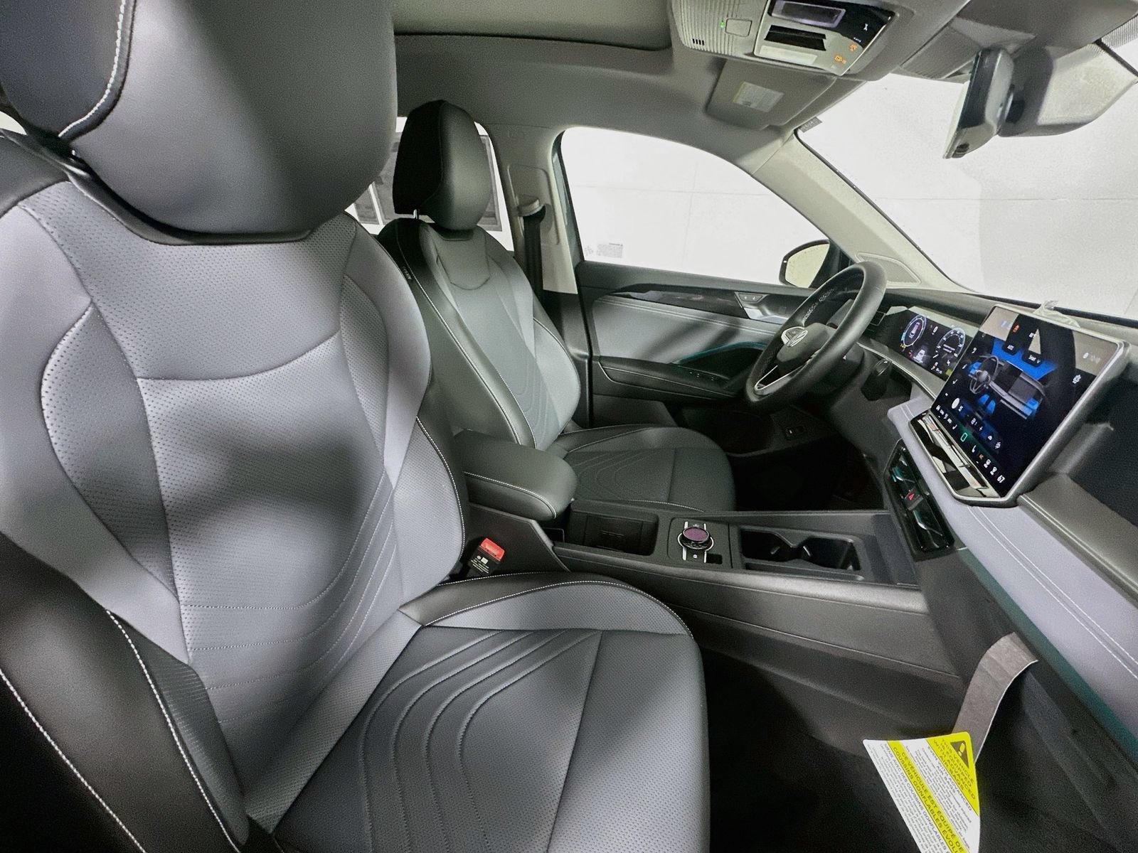 New 2026 Volkswagen Tiguan SE AWD/4WD image 27