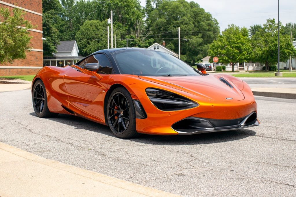 Used 2018 McLaren 720S Performance RWD image 10