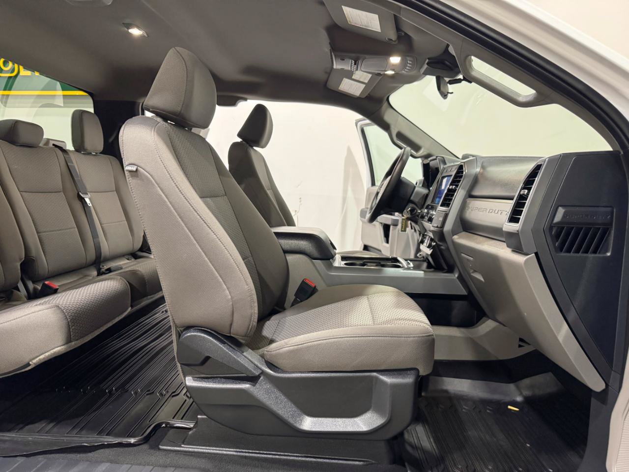 Used 2022 Ford F250 XLT w/ XLT Value Package AWD/4WD image 14