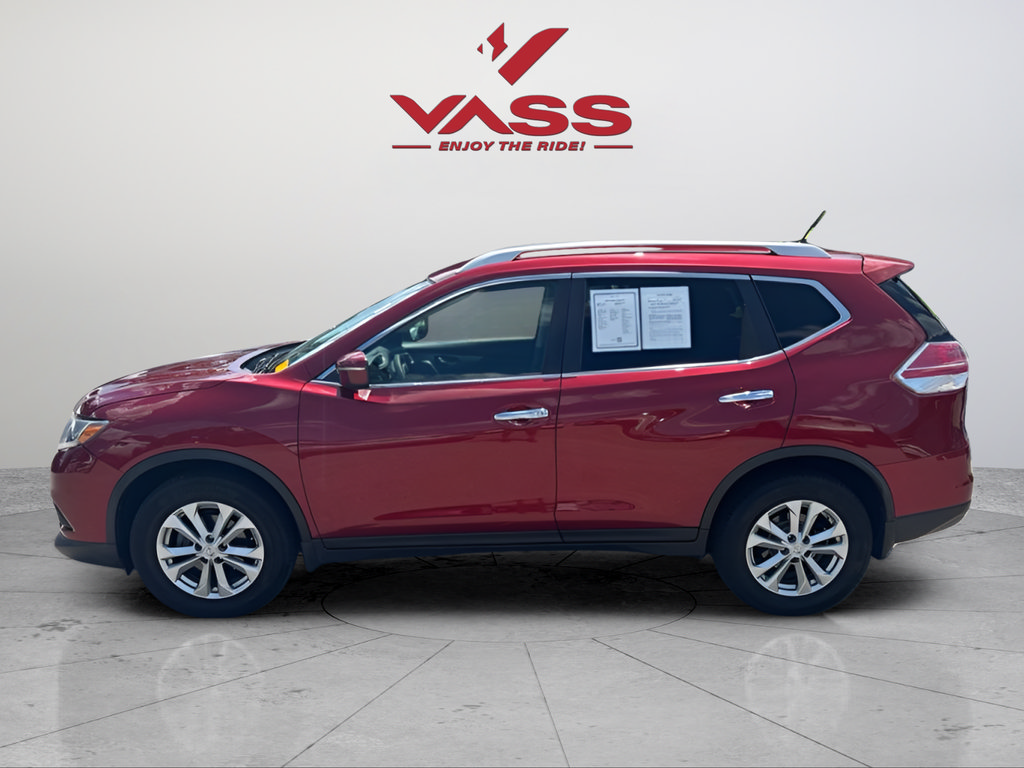Used 2015 Nissan Rogue SV FWD image 2