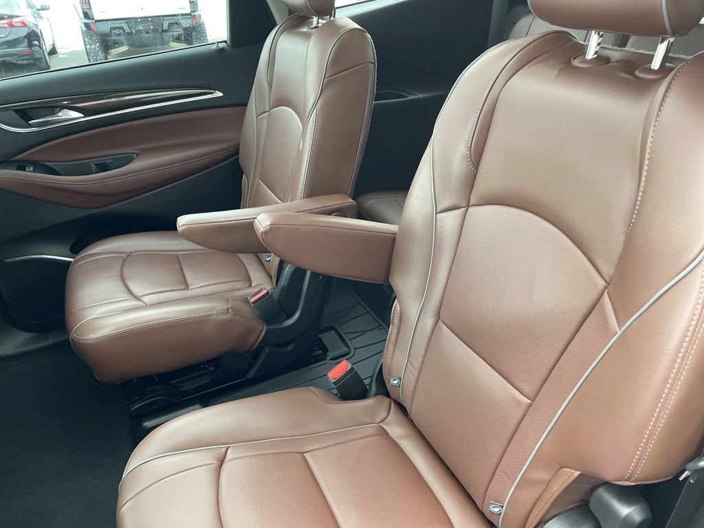 Used 2018 Buick Enclave Avenir w/ Avenir Technology Package image 26