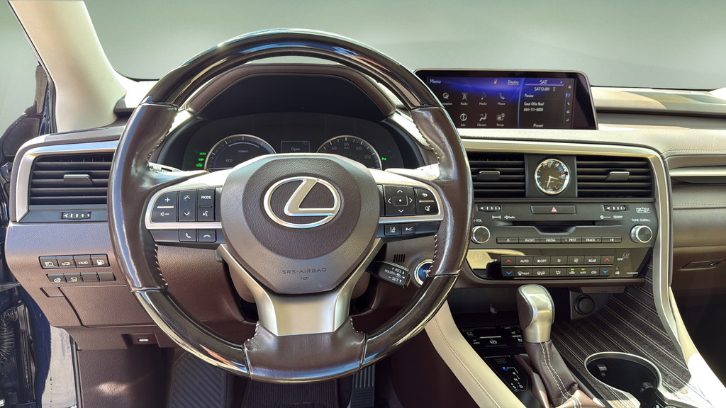 Used 2019 Lexus RX 450hL Luxury w/ Accessory Package AWD/4WD image 25