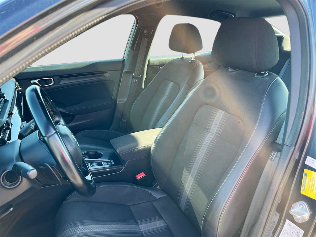 Used 2023 Honda Civic Sport image 19