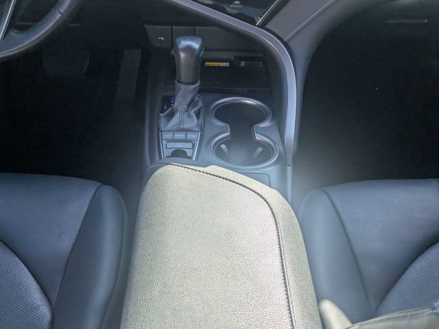 Used 2022 Toyota Camry XSE FWD image 18