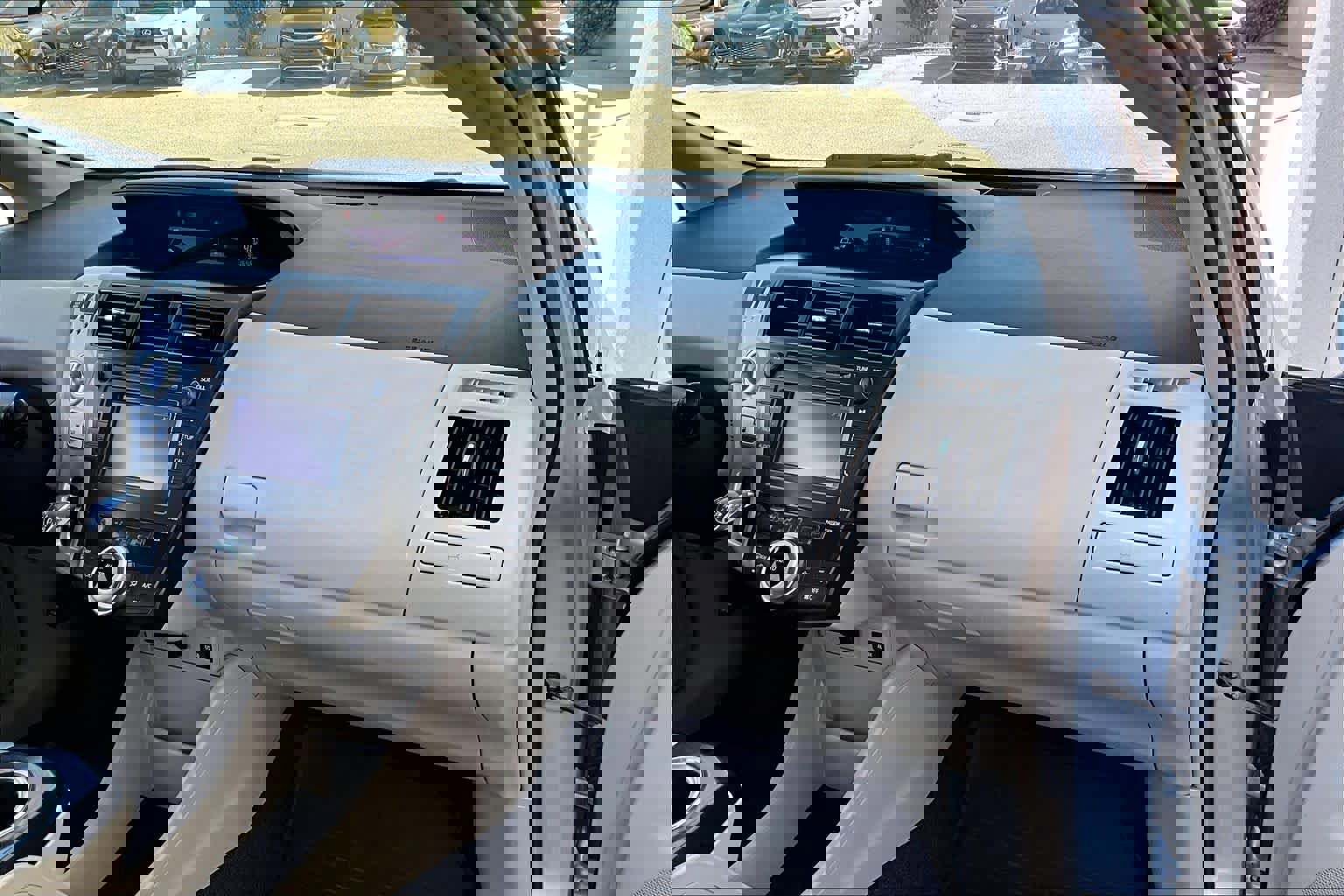 Used 2012 Toyota Prius V Two FWD image 18