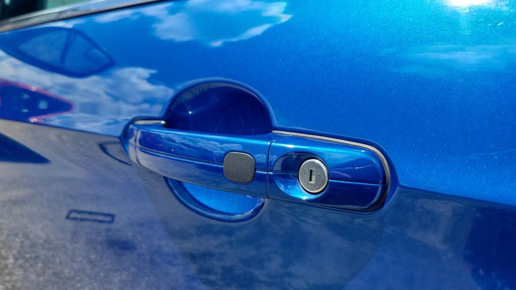 Used 2019 Ford Escape SEL FWD image 6