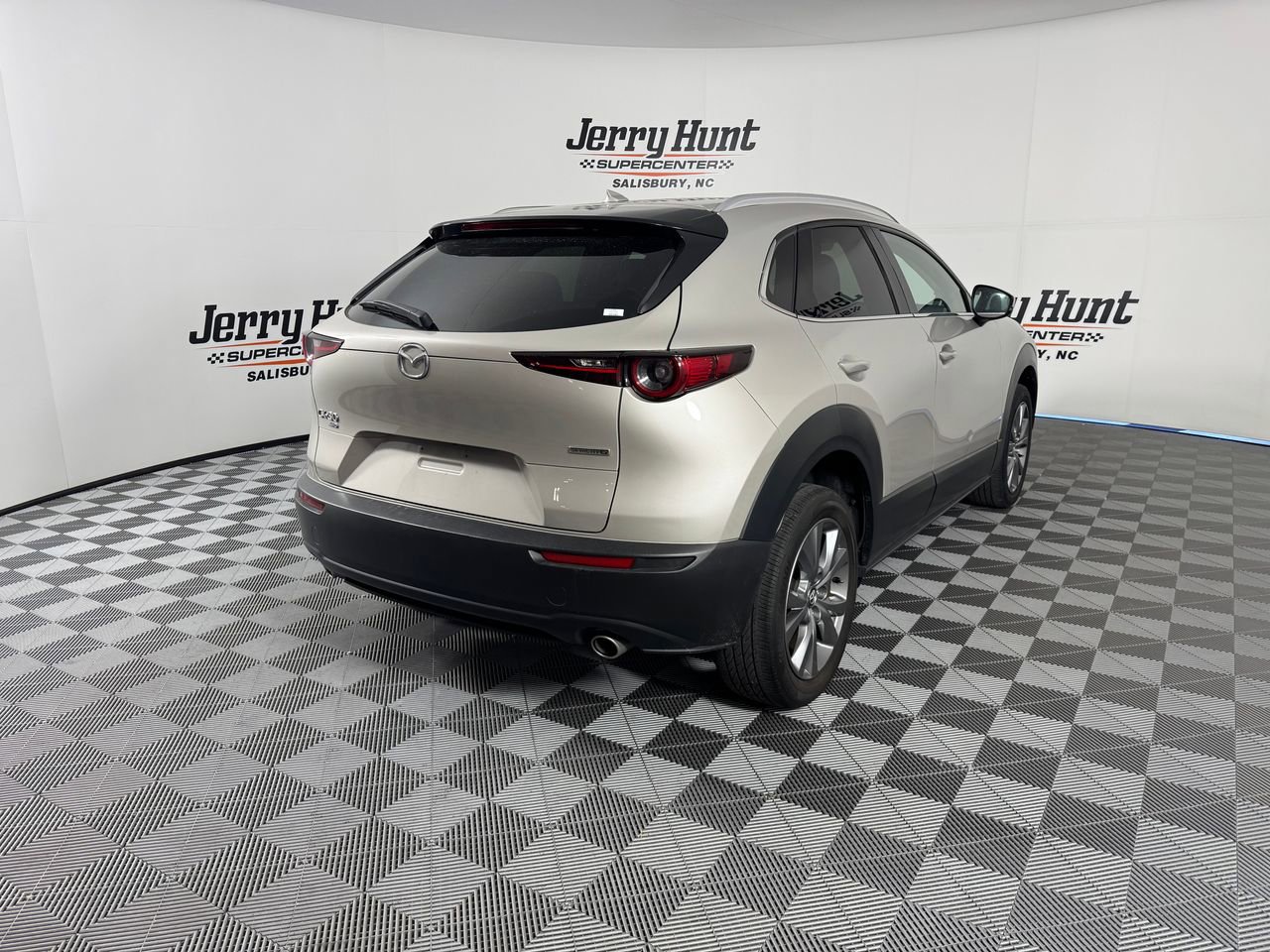 Used 2024 MAZDA CX-30 AWD 2.5 S w/ Premium Package image 11