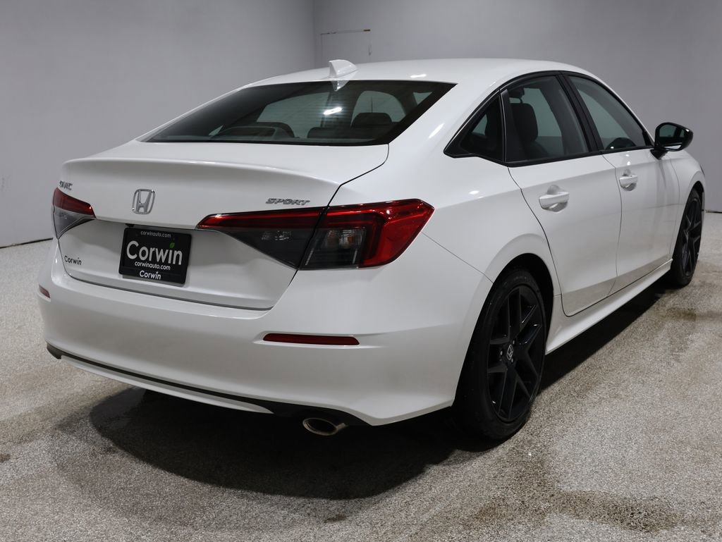 Used 2023 Honda Civic Sport image 2