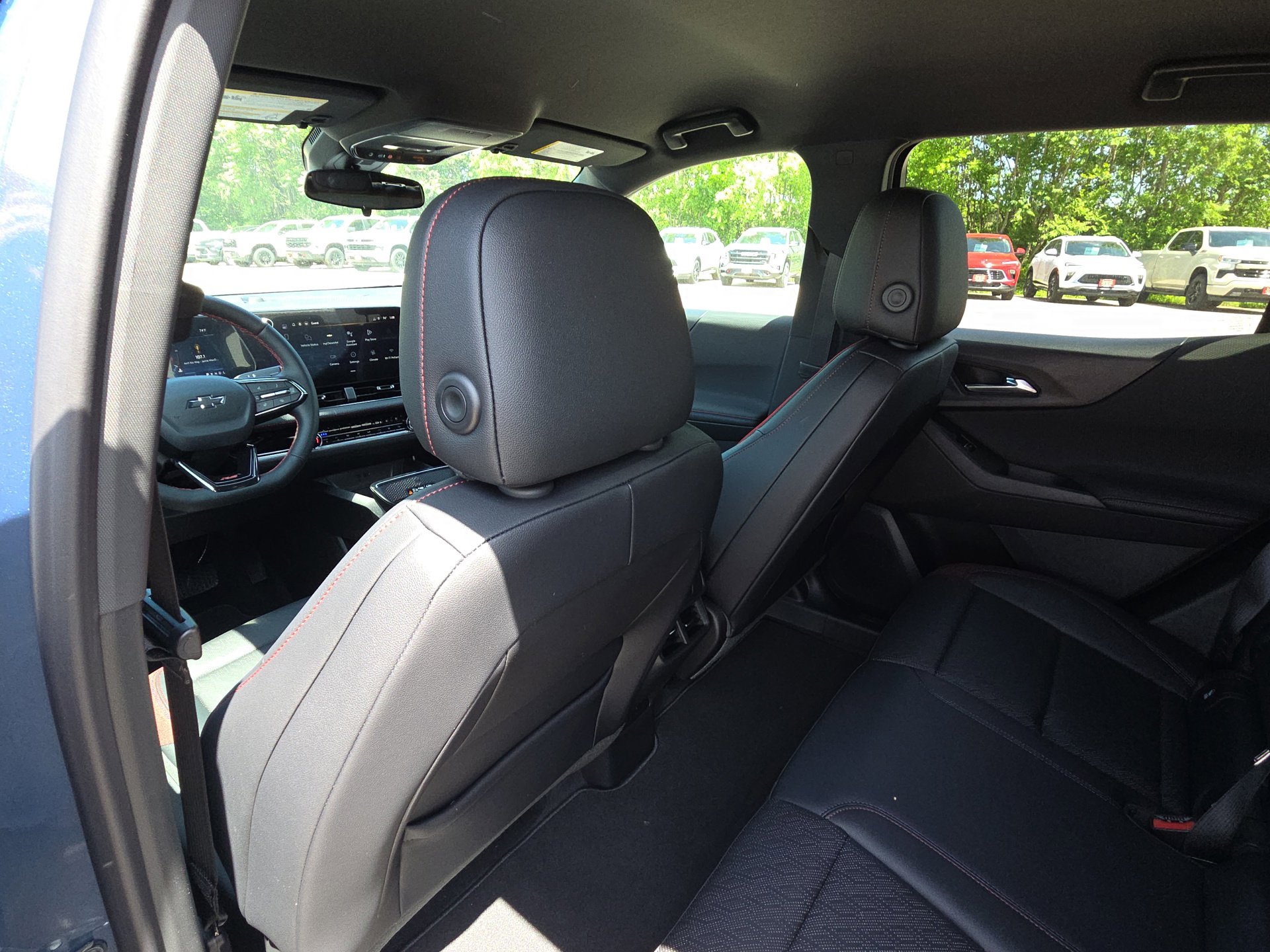 New 2026 Chevrolet Equinox RS FWD image 27