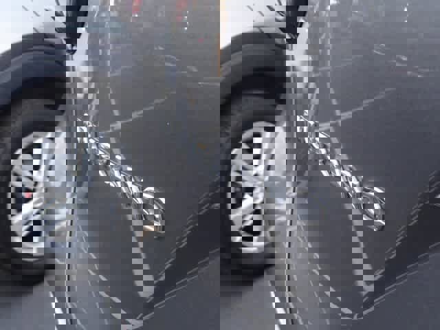 Used 2023 Nissan Murano SV image 16