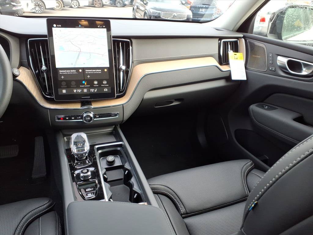 New 2026 Volvo XC60 B5 Ultra w/ Protection Package Premier AWD/4WD image 10