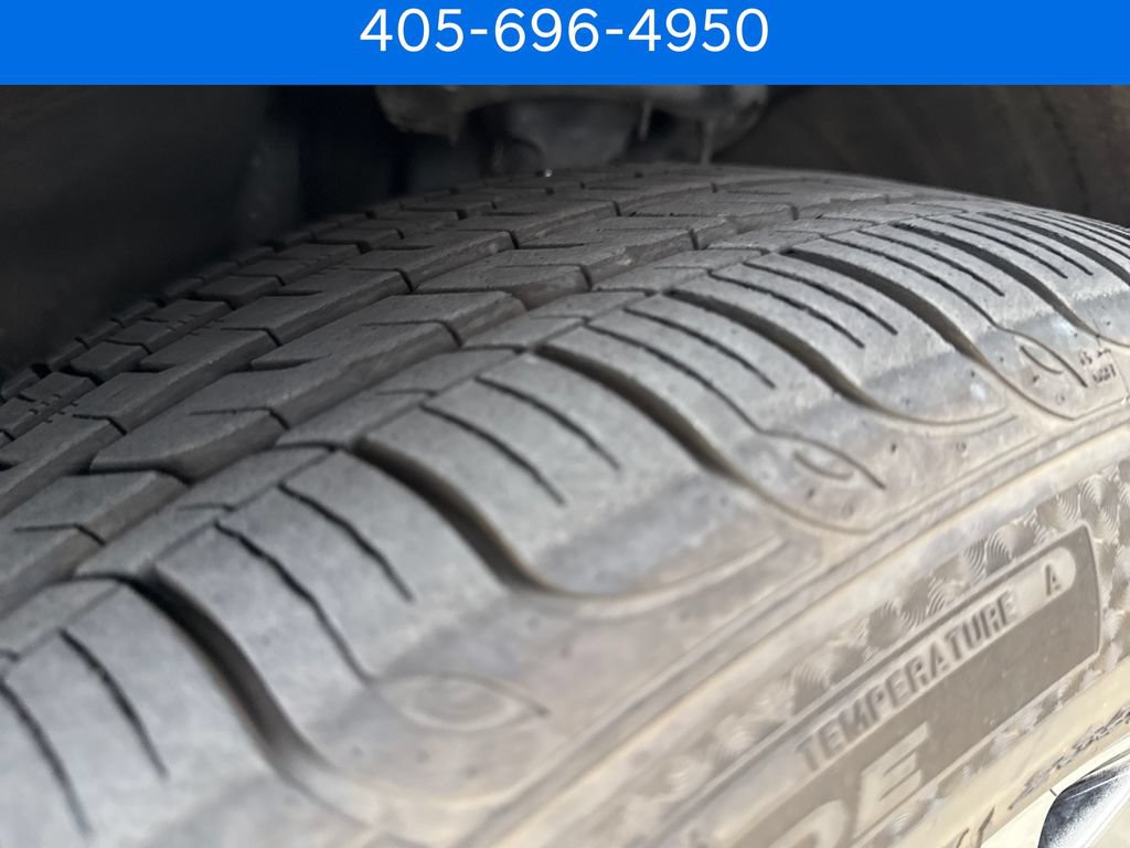 Used 2023 Genesis GV70 2.5T w/ Advanced Package AWD/4WD image 35