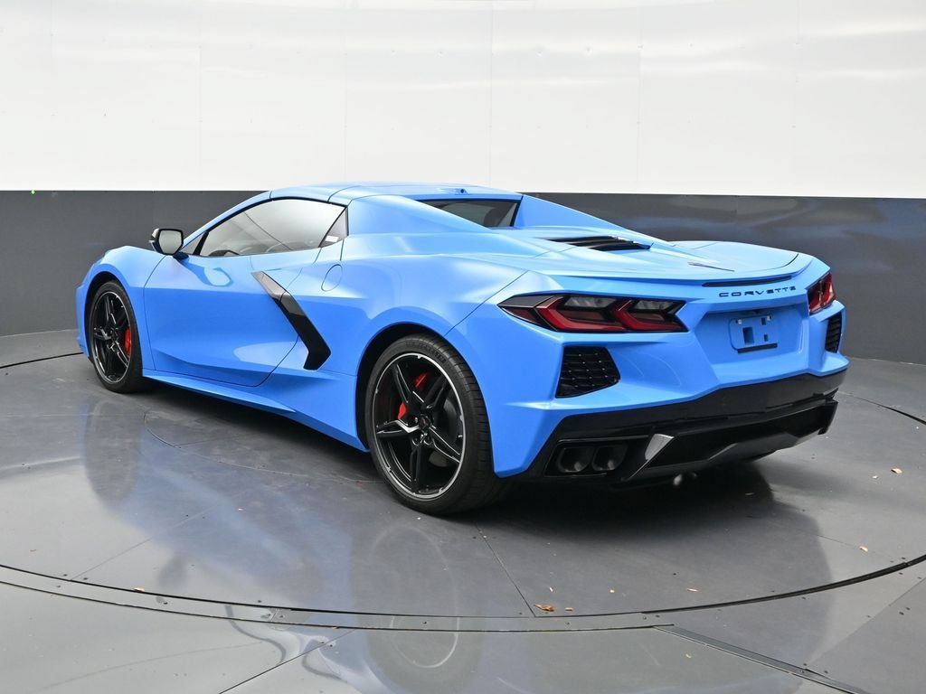 Used 2025 Chevrolet Corvette Stingray Preferred Conv w/ 2LT RWD image 3