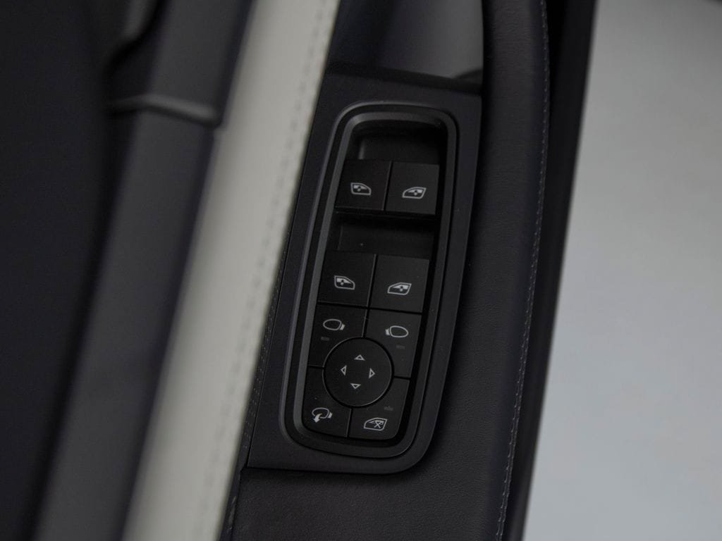 New 2026 Porsche Taycan AWD/4WD image 20