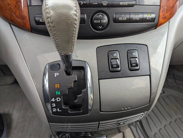 Used 2010 Toyota Sienna XLE FWD image 19