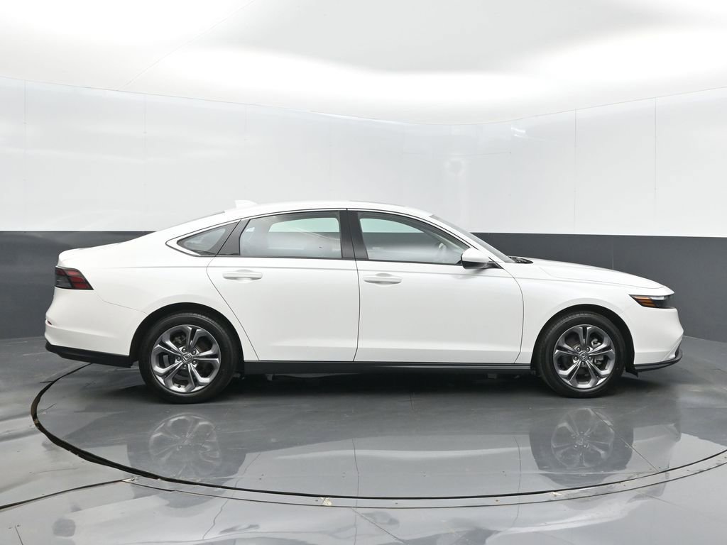 Certified 2024 Honda Accord EX image 25