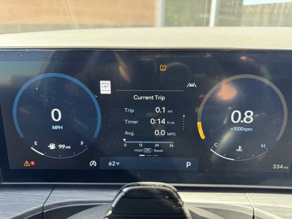 Used 2024 Hyundai Santa Fe Limited image 19