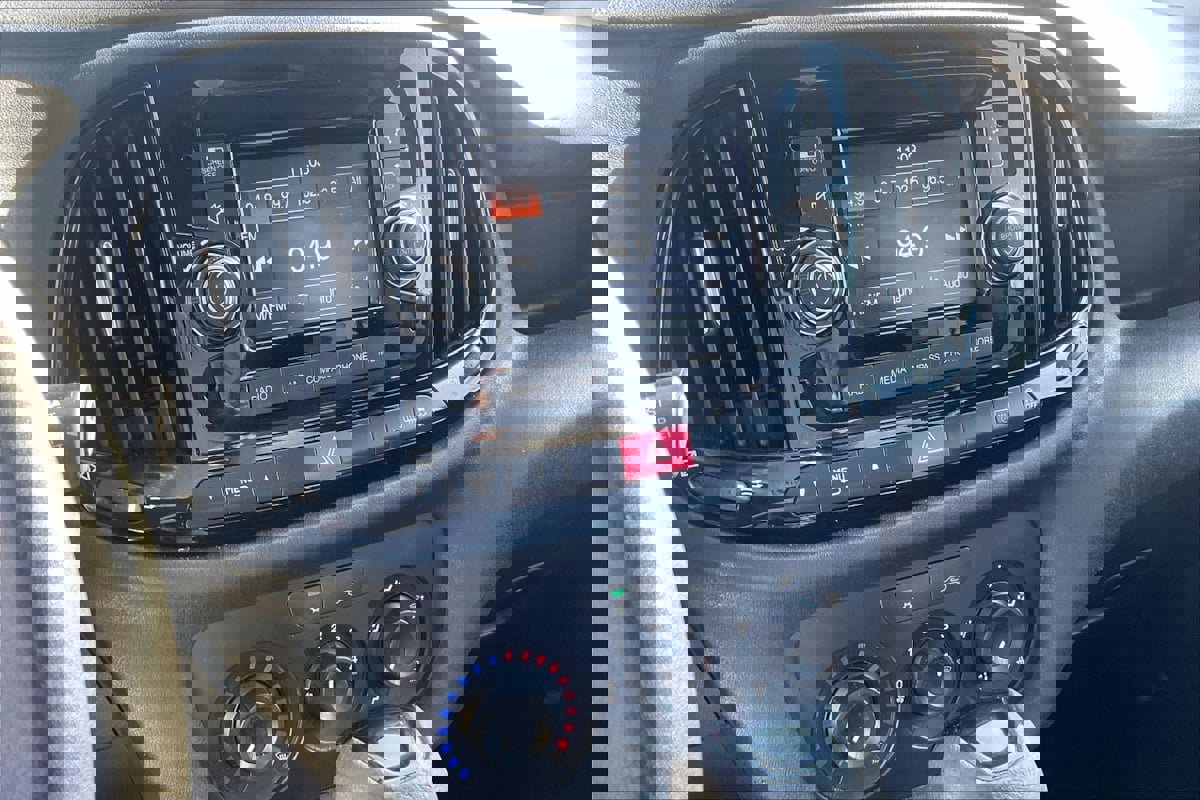 Used 2017 RAM ProMaster City Tradesman SLT w/ Rear Back-up Camera Group image 6