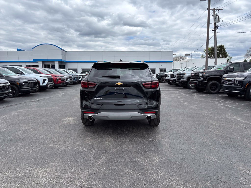 New 2026 Chevrolet Blazer LT w/ Convenience Package FWD image 5