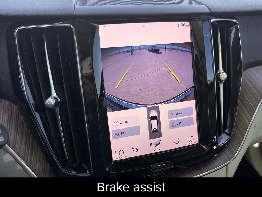 Used 2021 Volvo XC60 T6 Momentum image 20