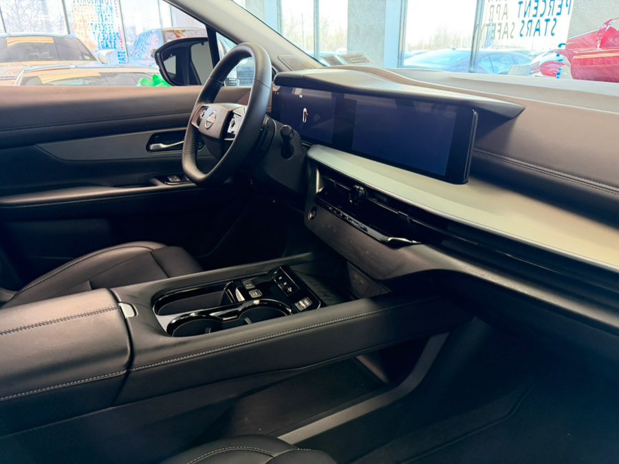 Used 2025 Nissan Murano Platinum w/ Cargo Package image 41