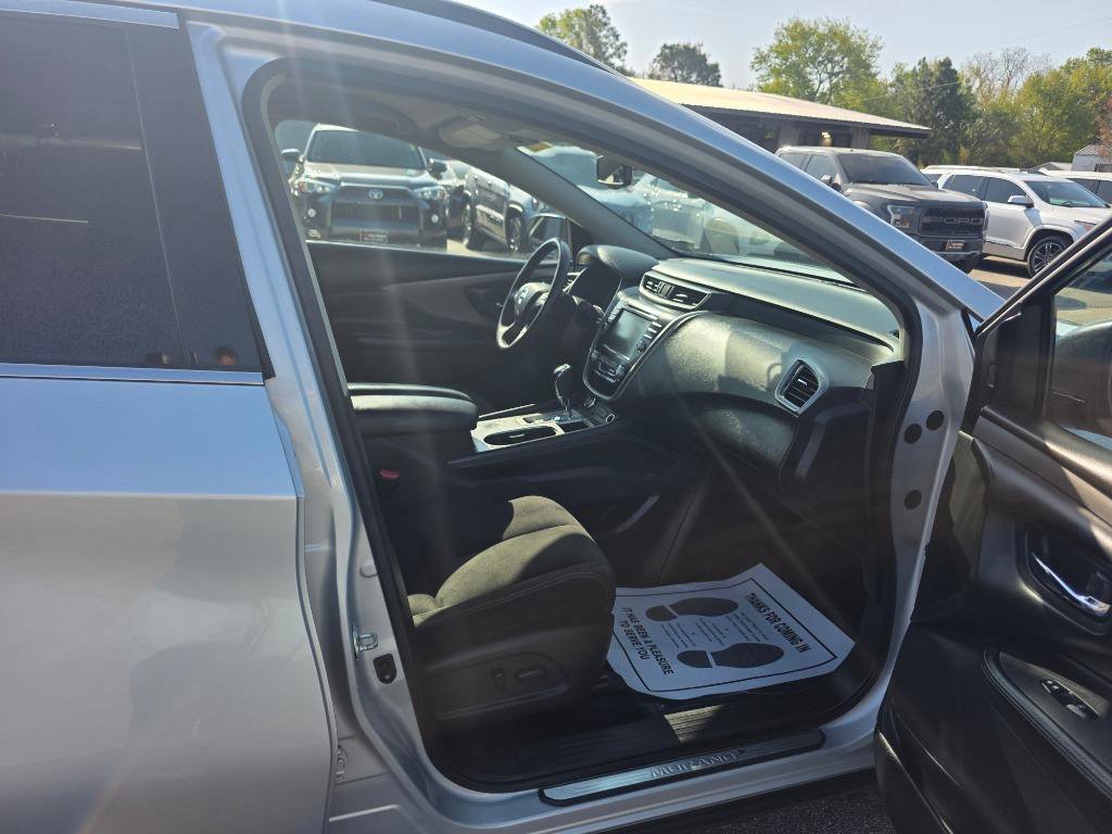 Used 2021 Nissan Murano SV FWD image 9