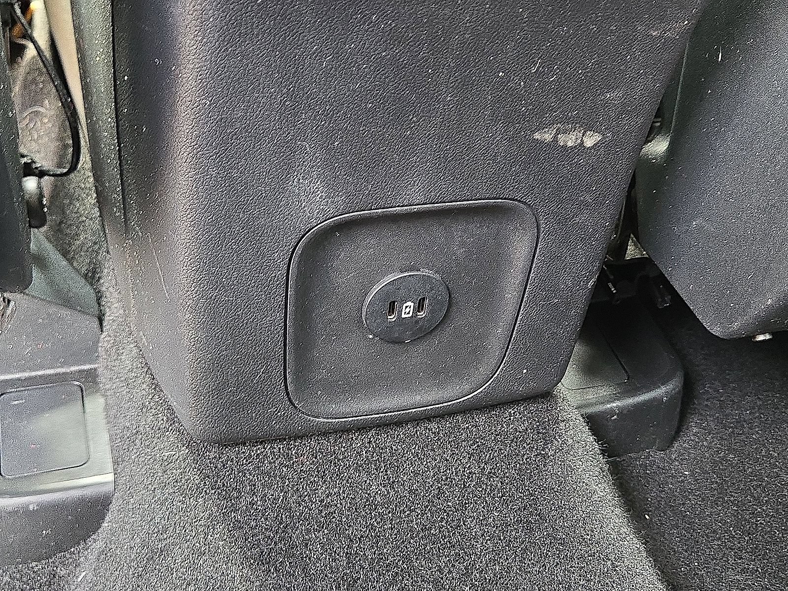 Used 2025 Ford Escape SE FWD image 16