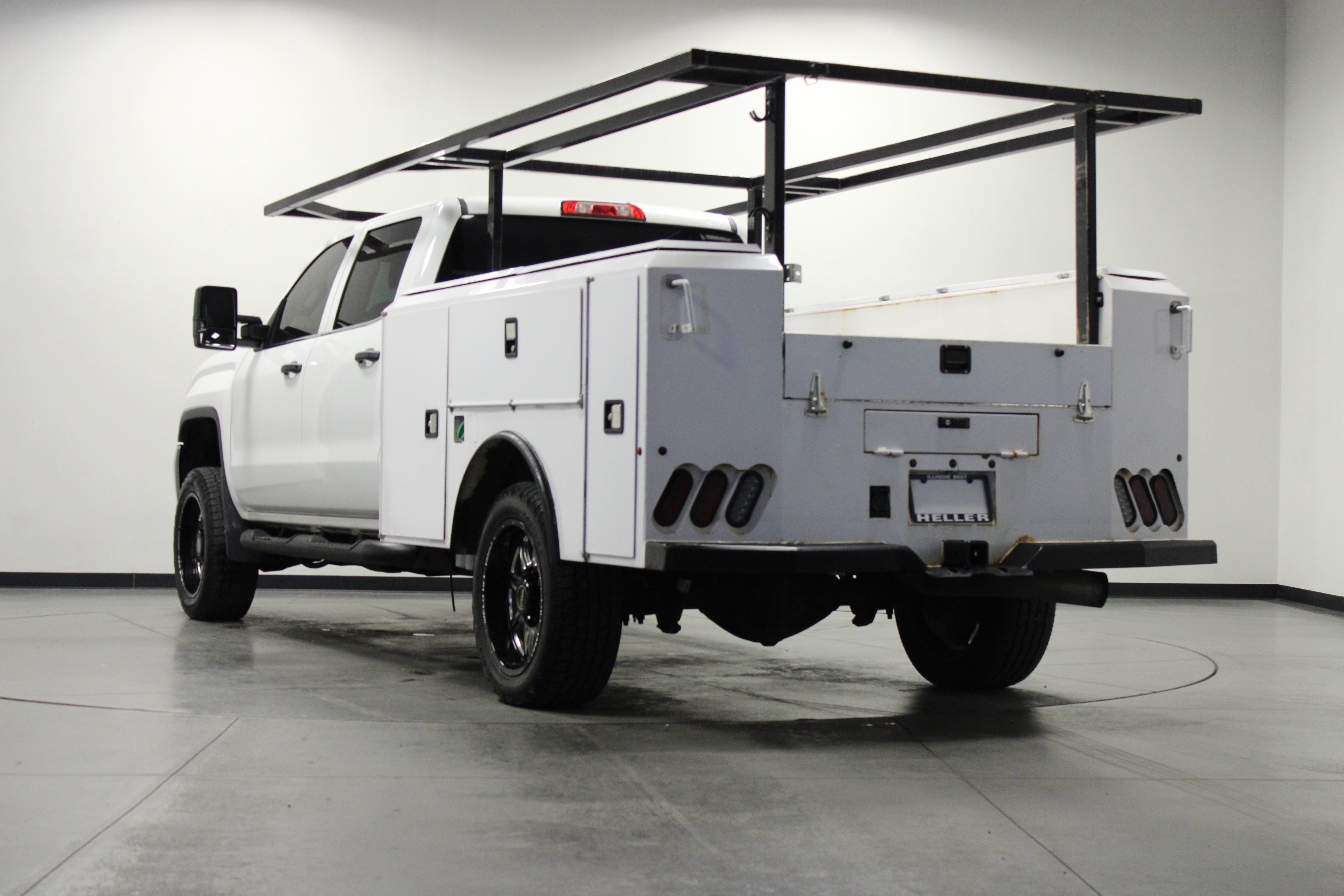 Used 2015 GMC Sierra 2500 SLE w/ SLE Preferred Package AWD/4WD image 6